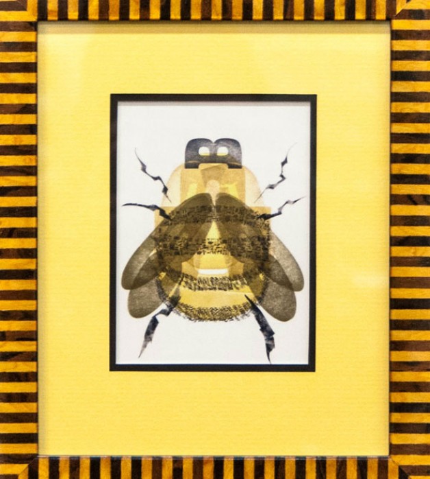 honey bee size of the art doesnt measure its heart aum framing honey bee size