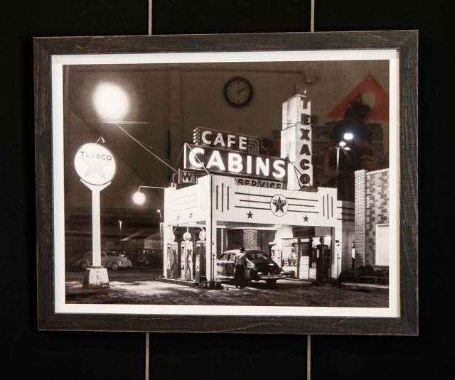 'Texaco & Cafe Cabins'